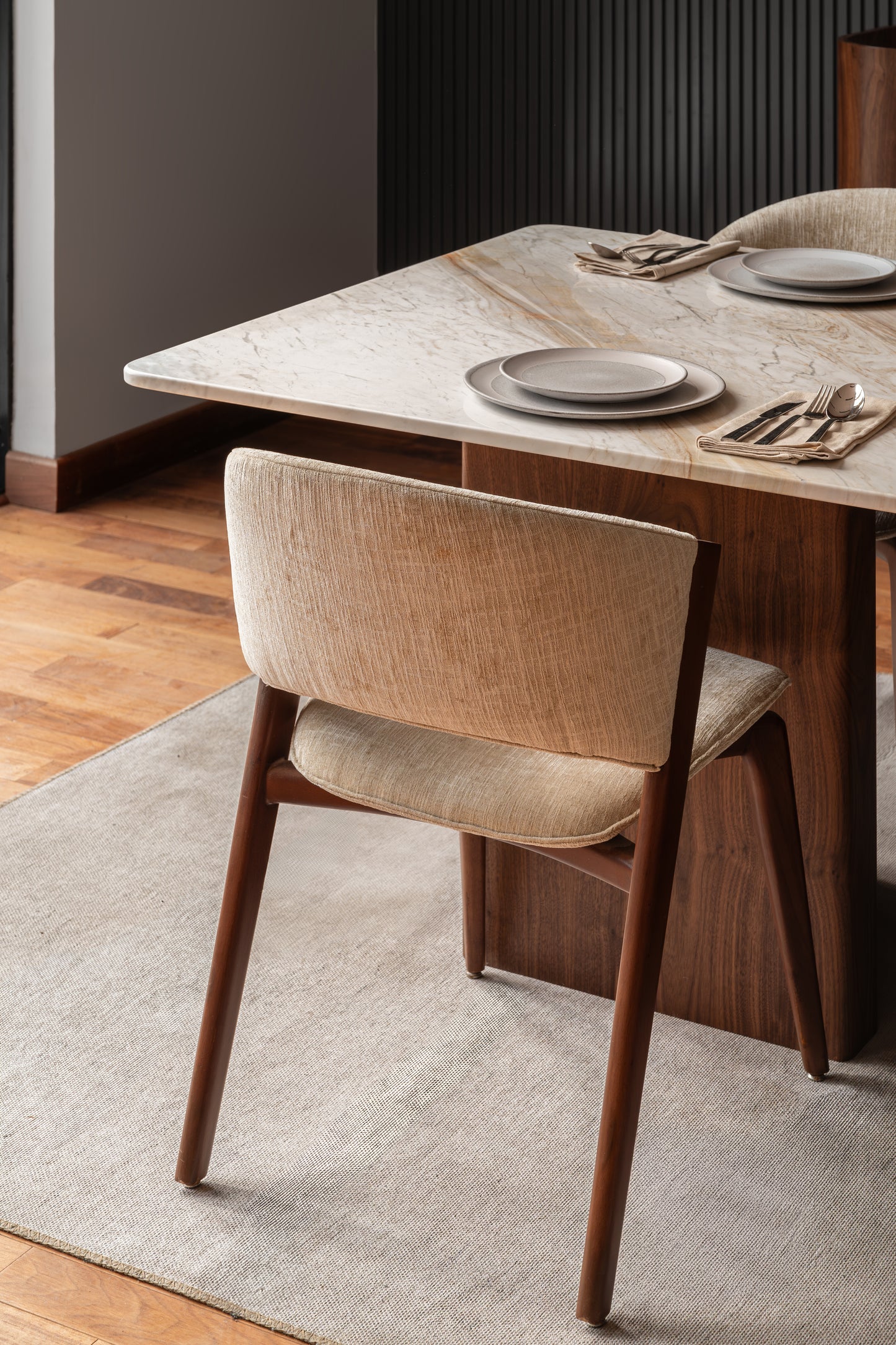 Marmo Table