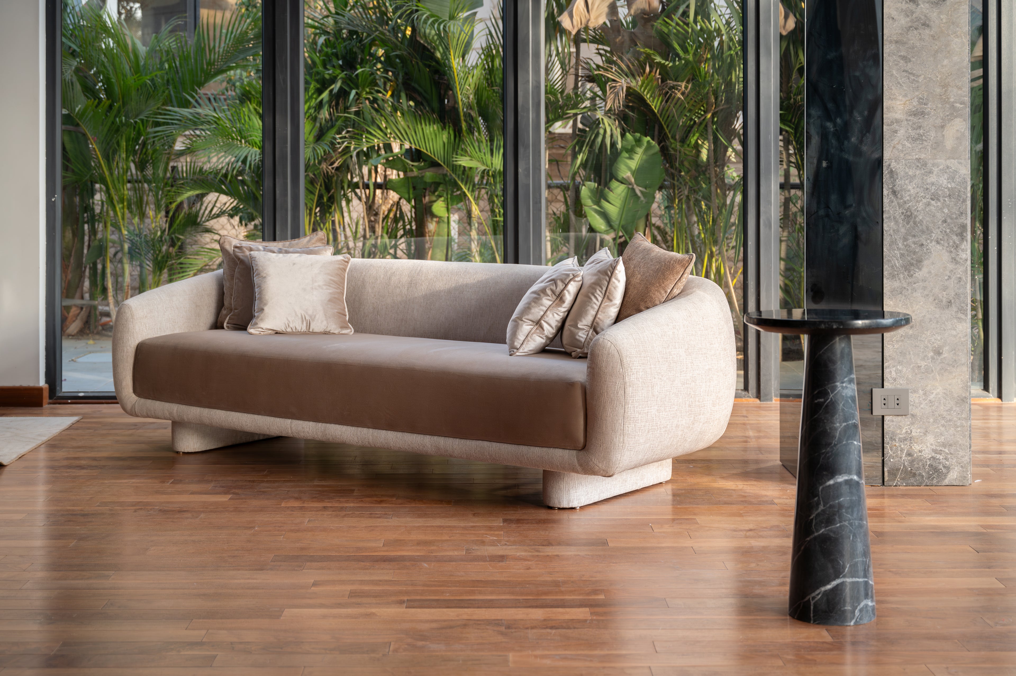 Bianca Sofa