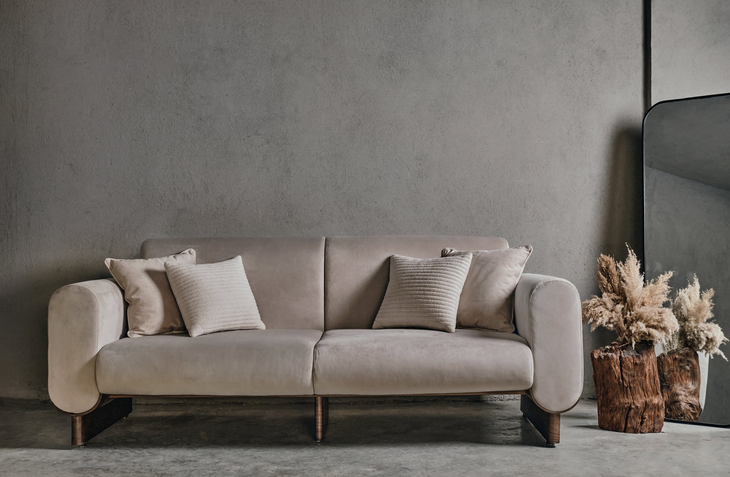 Elaine Sofa