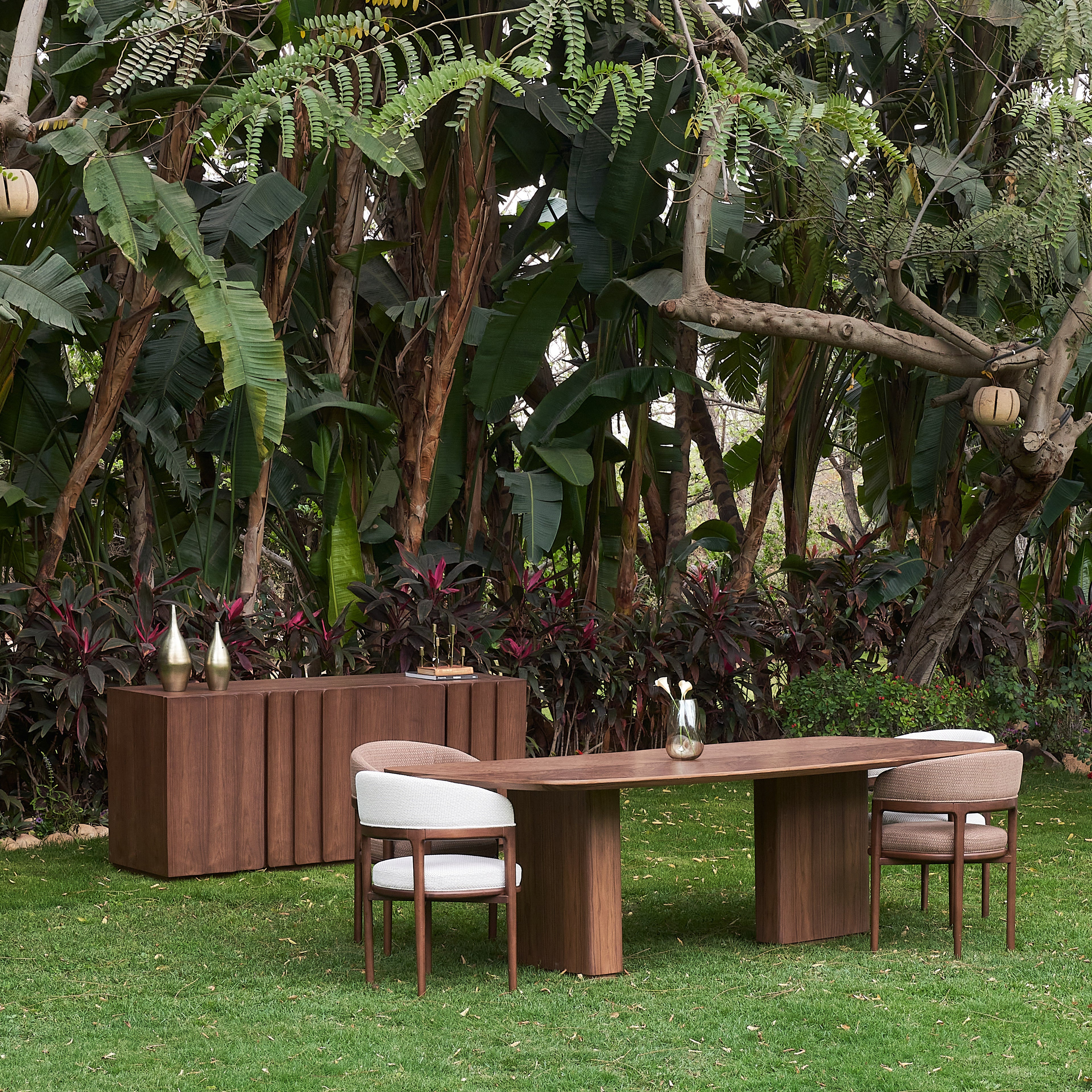 Shore Dining Table