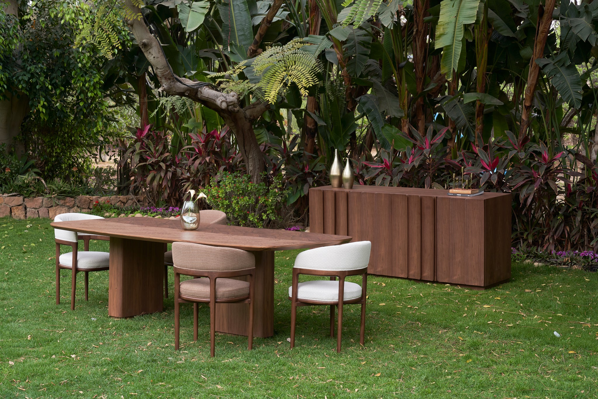 Shore Dining Table