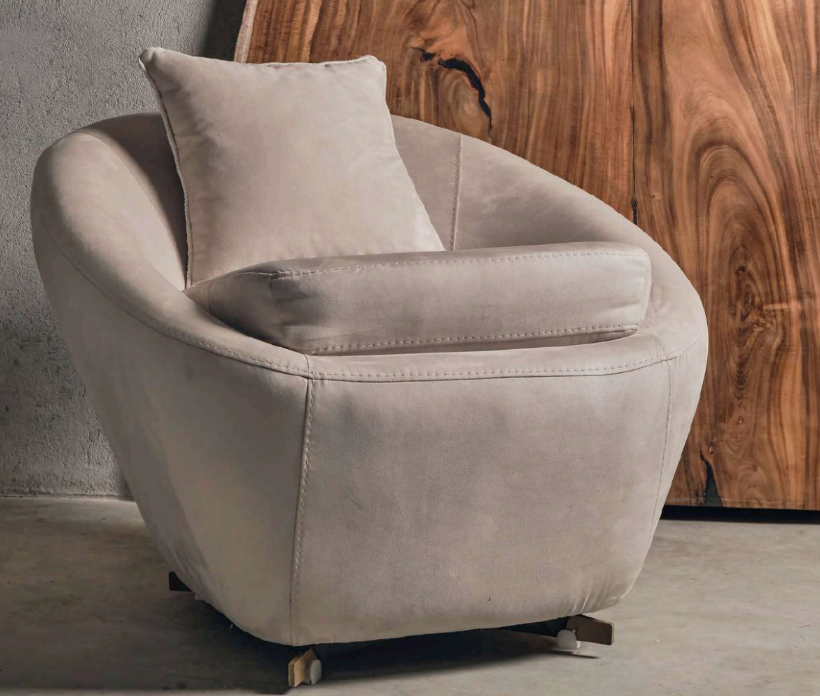 Kidney Armchair