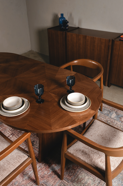 Stardust Dining Table
