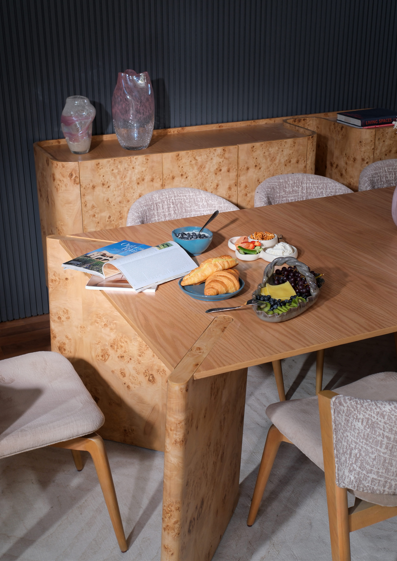 Sol Dining Table